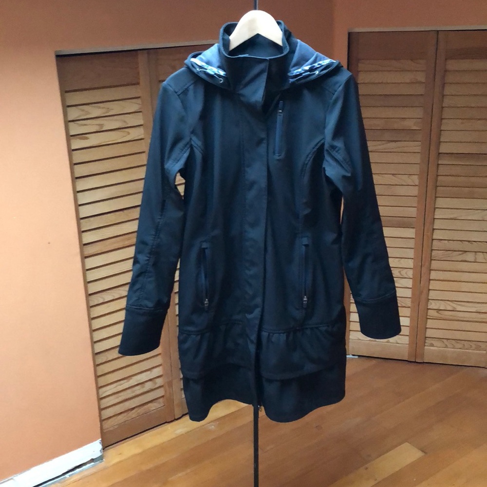 Athleta raincoat